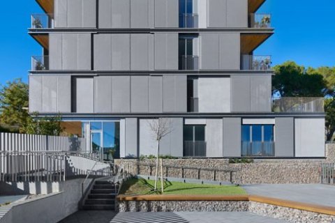 Купить квартиру в Барселона, Испания с 3 спальни, № 1181 - фото 3