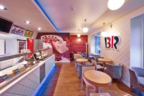 Propiedad comercial de 83 m² en venta en Barcelona, Cataluña, Spain № 1183 - foto 2