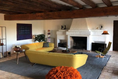 Купить дом в Фораллак, Испания с 8 комнат, № 1666 - фото 4