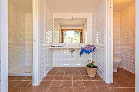 Купить дом в Тамариу, Испания с 8 комнат, № 1667 - фото 12