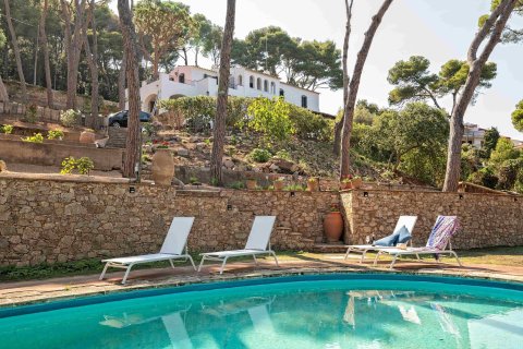 Купить дом в Тамариу, Испания с 8 комнат, № 1667 - фото 8