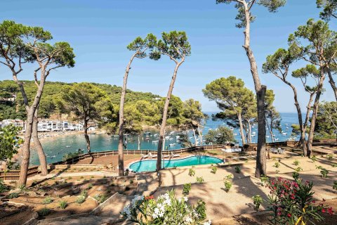 Купить дом в Тамариу, Испания с 8 комнат, № 1667 - фото 4