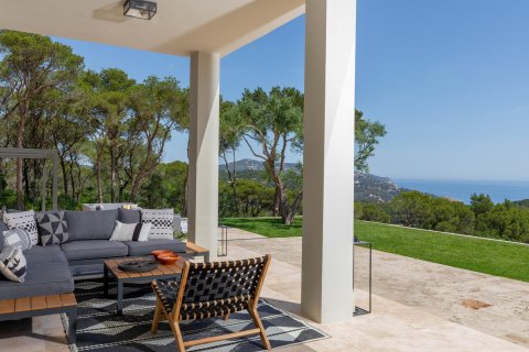 Купить дом в Льяфранк, Испания с 10 комнат, № 1668 - фото 17