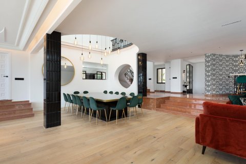 Купить дом в Льяфранк, Испания с 10 комнат, № 1668 - фото 22