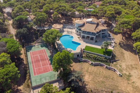 Купить дом в Льяфранк, Испания с 10 комнат, № 1668 - фото 3