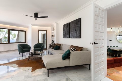 Купить дом в Льяфранк, Испания с 10 комнат, № 1668 - фото 29