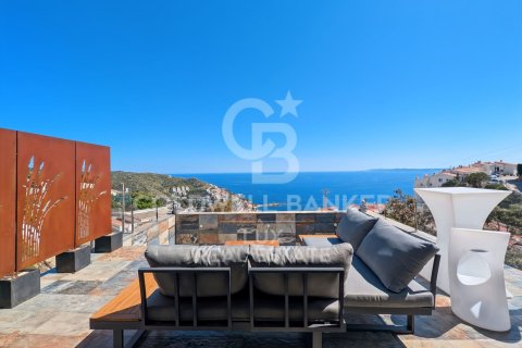 3 bedrooms villa for sale in Roses, Girona, Catalonia, Spain № 5684 - photo 9