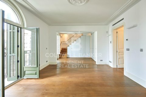 2 bedrooms penthouse for sale in Barcelona, Catalonia, Spain № 5679 - photo 11