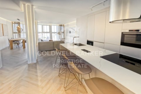 2 bedrooms apartment for sale in Barcelona, Catalonia, Spain № 5680 - photo 9