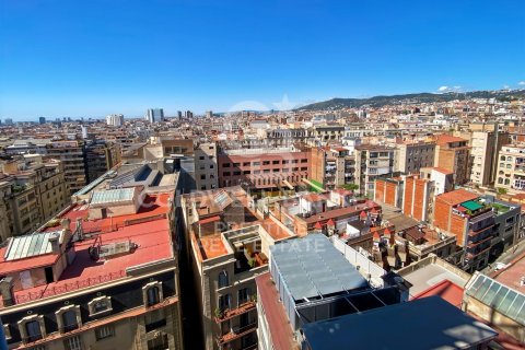 2 bedrooms apartment for sale in Barcelona, Catalonia, Spain № 5680 - photo 19