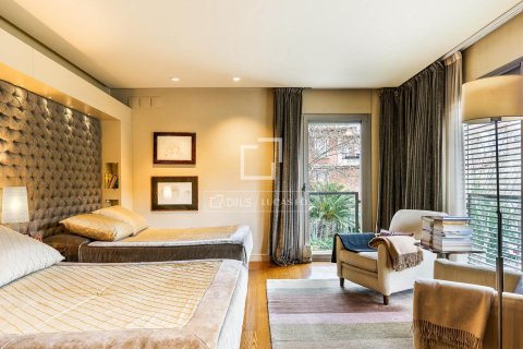 5 chambres apartment à vendre à Barcelona, Catalonia, Spain № 4007 - photo 19