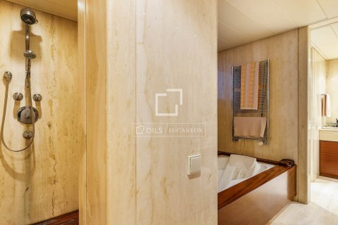 5 chambres apartment à vendre à Barcelona, Catalonia, Spain № 4007 - photo 23