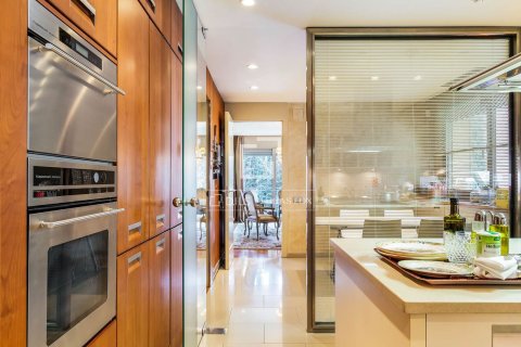 5 chambres apartment à vendre à Barcelona, Catalonia, Spain № 4007 - photo 15