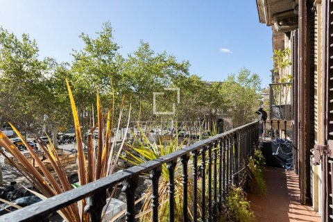 2 chambres apartment à vendre à Barcelona, Catalonia, Spain № 4011 - photo 2