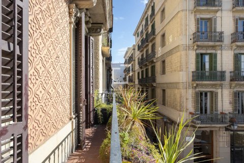 2 chambres apartment à vendre à Barcelona, Catalonia, Spain № 4011 - photo 5