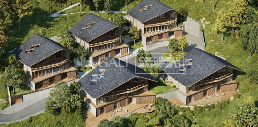 Вилла с 5 спальнями в Принципате Андорре , Лерида, Каталония, Испания № 5893