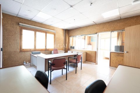 Купить виллу в Андорра, Испания с 7 спален, 652м², № 5890 - фото 17