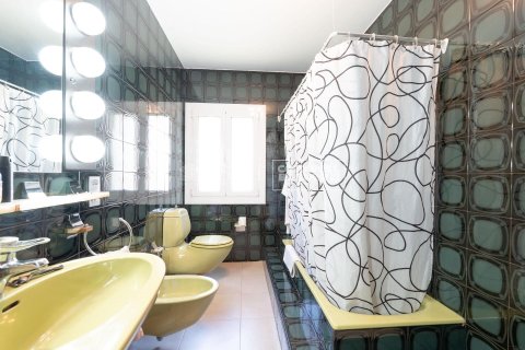 Купить виллу в Андорра, Испания с 7 спален, 652м², № 5890 - фото 16