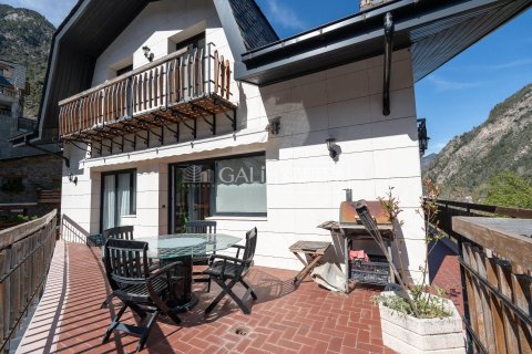 Купить виллу в Андорра, Испания с 7 спален, 652м², № 5890 - фото 21