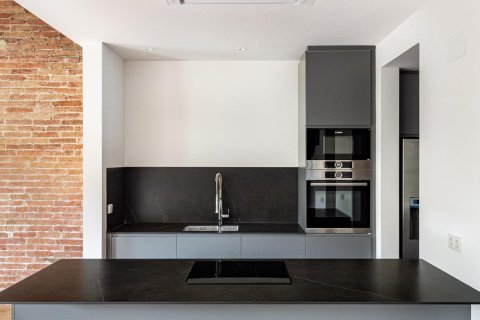 Купить квартиру в Барселона, Испания с 4 комнаты, 164.0м², № 3423 - фото 7