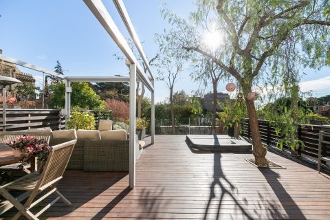 Купить квартиру в Барселона, Испания с 6 комнат, № 1516 - фото 7