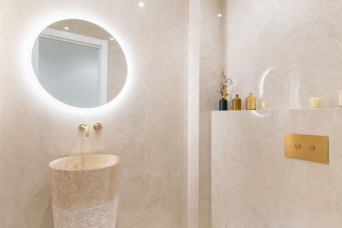 Купить квартиру в Барселона, Испания с 5 комнат, № 1515 - фото 30