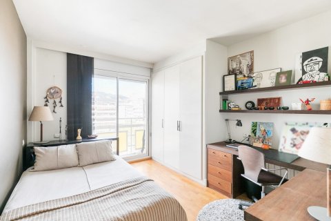 Купить квартиру в Барселона, Испания с 5 комнат, № 1520 - фото 20