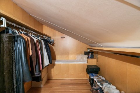 Купить квартиру в Барселона, Испания с 5 комнат, № 1520 - фото 15