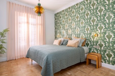 Купить квартиру в Барселона, Испания с 4 комнаты, № 1519 - фото 18