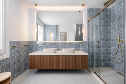 Купить квартиру в Барселона, Испания с 4 комнаты, № 1519 - фото 23