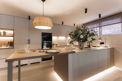 Купить квартиру в Барселона, Испания с 6 комнат, № 1518 - фото 10