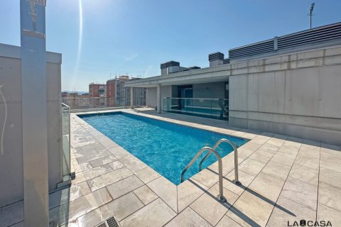 Квартира с 3 спальнями в Л'Оспиталет-де-Льобрегате, Барселона, Каталония, Испания № 1987