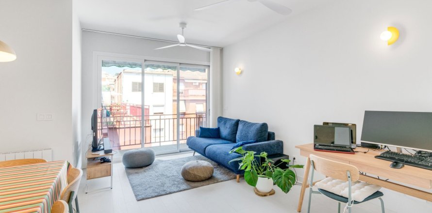 Пентхаус с 2 спальнями в Сант-Андреу, Барселона, Каталония, Испания № 1980