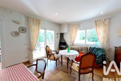 5 bedrooms house for sale in La Bisbal Del Penedes, Tarragona, Catalonia, Spain № 4756 - photo 8