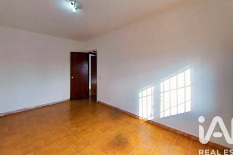 3 bedrooms house for sale in Valls, Tarragona, Catalonia, Spain № 4752 - photo 16