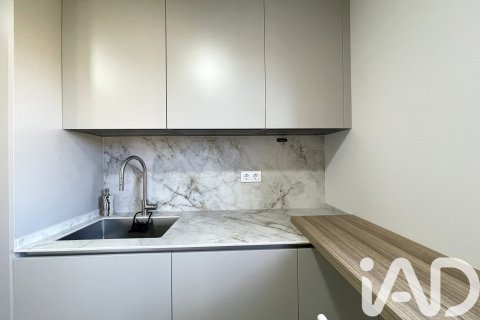 5 bedrooms apartment for sale in Girona, Catalonia, Spain № 4755 - photo 9