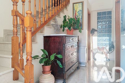 7 bedrooms house for sale in Vilanova i la Geltru, Barcelona, Catalonia, Spain № 4751 - photo 10