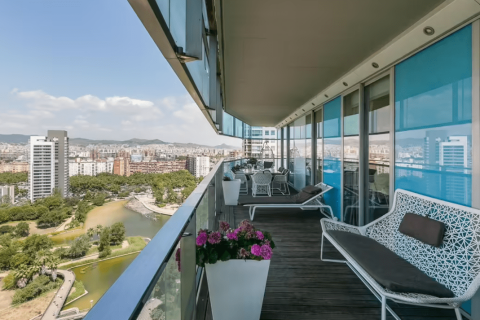 3 bedrooms apartment for sale in Barcelona, Catalonia, Spain № 1143 - photo 2