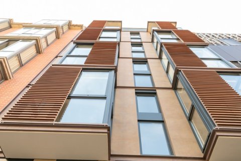 Apartamento de 3 dormitorios en venta en Barcelona, Cataluña, Spain № 1141 - foto 3