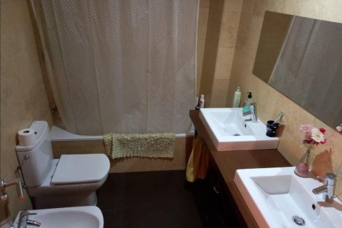 3 bedrooms apartment for sale in Principado De Andorra (Ninguna Poblacion Tiene C.P.), Lleida, Catalonia, Spain № 5447 - photo 9