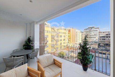 3 bedrooms apartment for sale in Barcelona, Catalonia, Spain № 5442 - photo 2