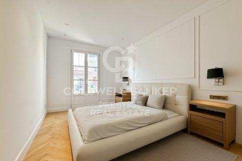 3 bedrooms apartment for sale in Barcelona, Catalonia, Spain № 5442 - photo 15