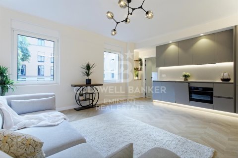 3 bedrooms apartment for sale in Barcelona, Catalonia, Spain № 5441 - photo 3