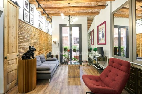 1 bedroom apartment for sale in Barcelona, Catalonia, Spain № 5446