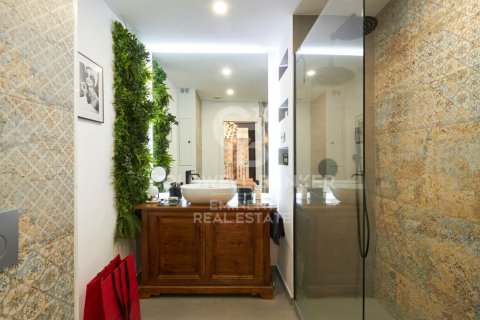 1 bedroom apartment for sale in Barcelona, Catalonia, Spain № 5446 - photo 16