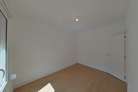 Apartamento de 4 dormitorios en venta en Barcelona, Cataluña, Spain № 6995 - foto 8