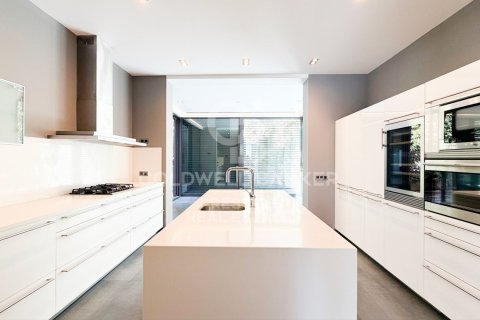Купить дом в Барселона, Испания с 4 спальни, 434м², № 7830 - фото 8