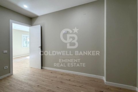 Купить квартиру в Барселона, Испания с 2 спальни, 64м², № 7827 - фото 18