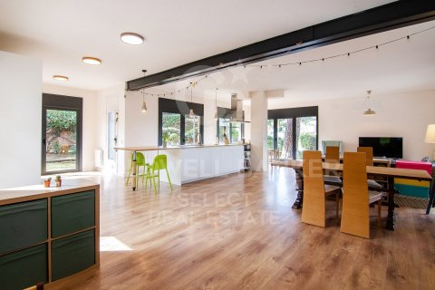 Купить дом в Серданьола-дель-Вальес, Испания с 5 спален, 297м², № 7829 - фото 17
