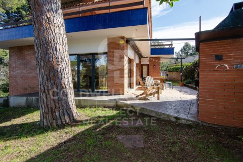 Купить дом в Серданьола-дель-Вальес, Испания с 5 спален, 297м², № 7829 - фото 6
